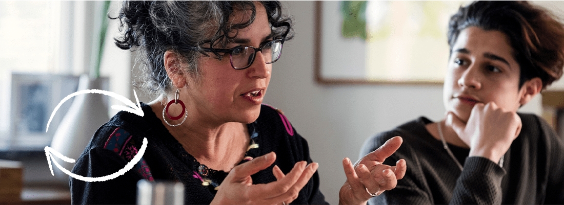 a woman talking to a doctor about her symptoms (actor portrayal)